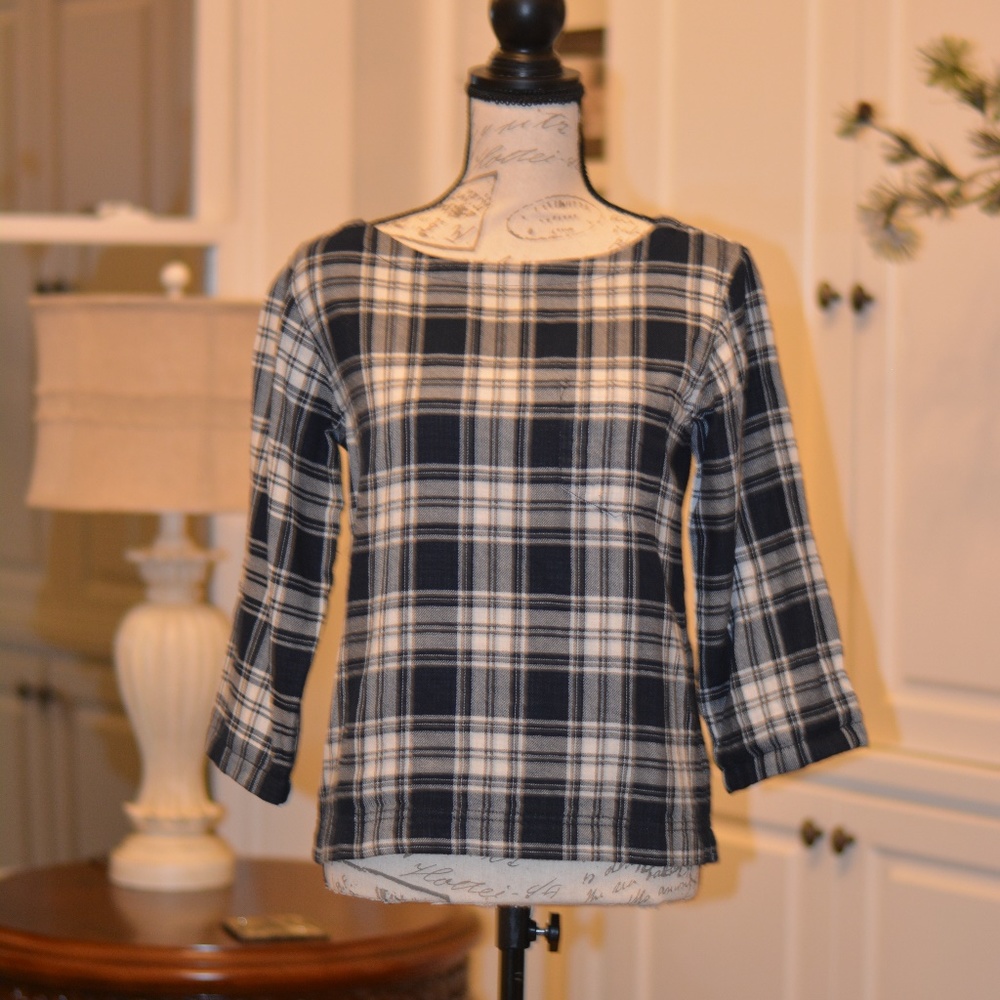 Navy and white Madewell plaid blouse